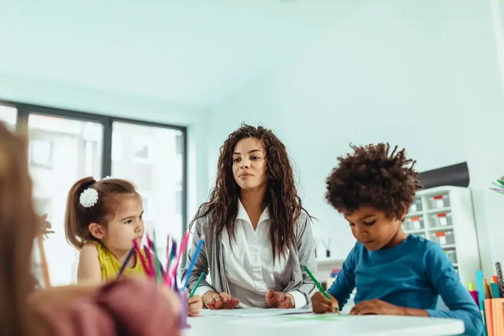 Intervención psicopedagógica en contextos educativos para la igualdad y mejora de la convivencia escolar