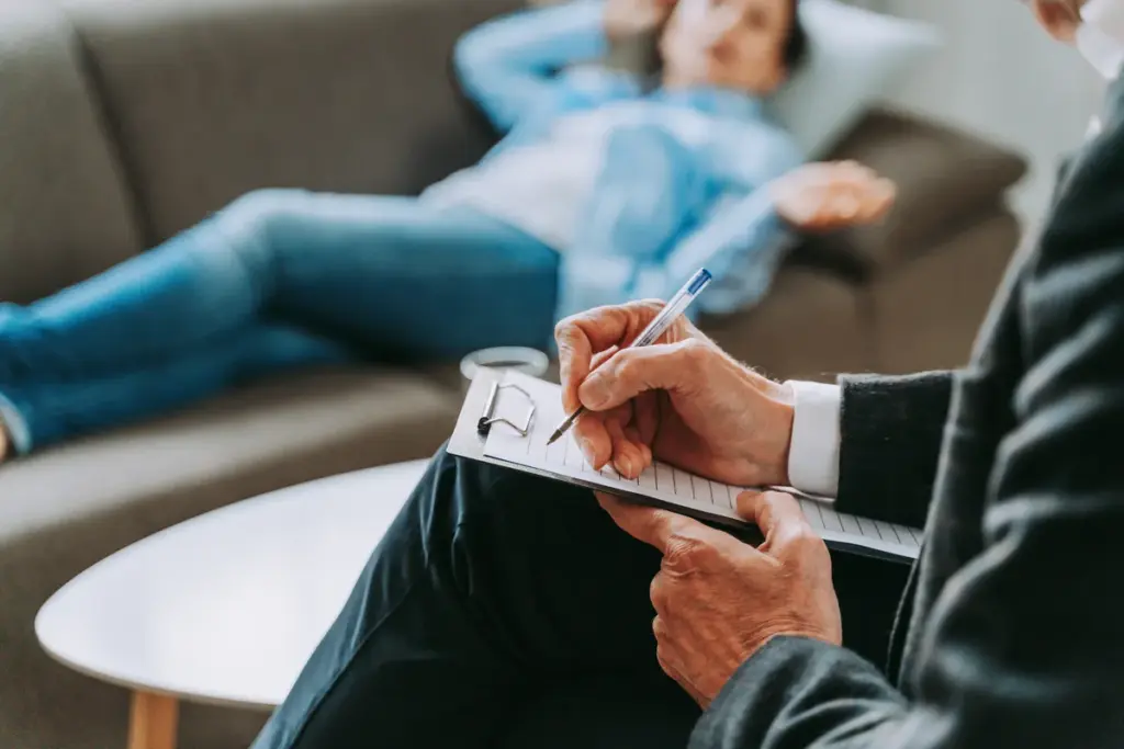 Habilidades del terapeuta y ética profesional del psicólogo
