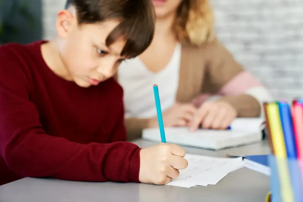 Neuropsicología Infantil y Adolescente