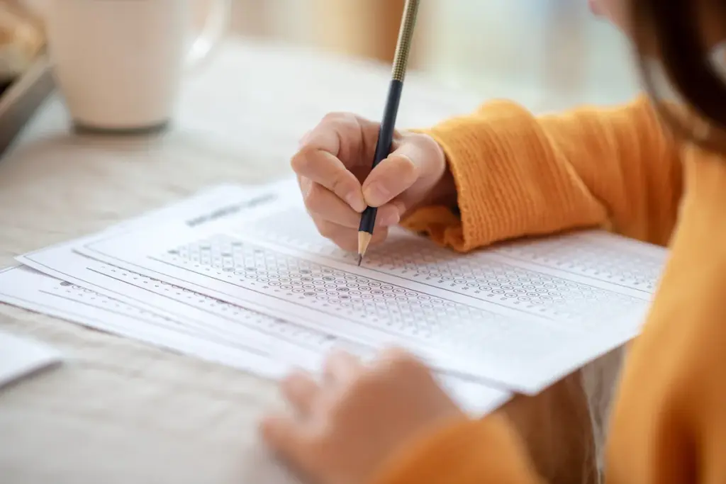 Evaluación Neuropsicológica: etapas, pruebas y aplicación práctica