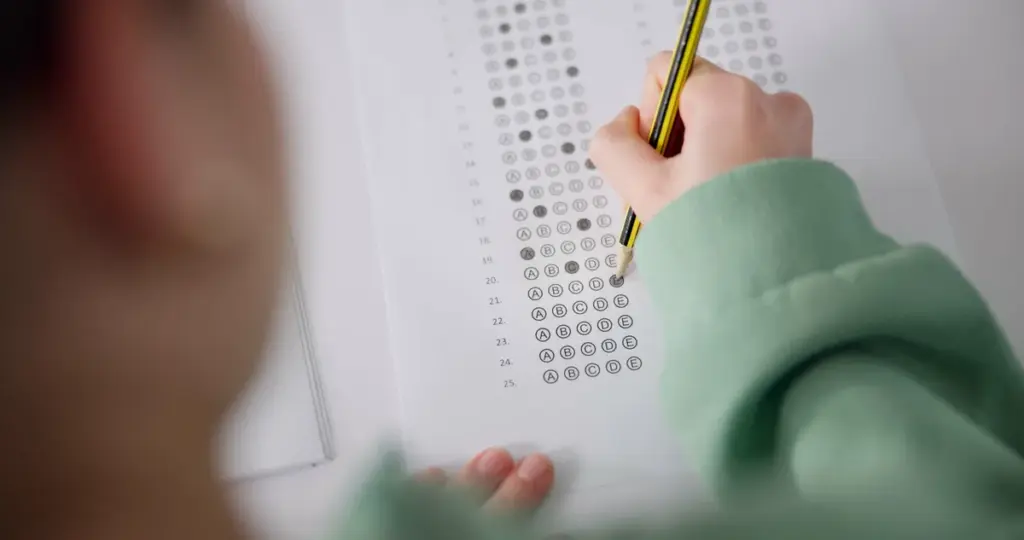 Evaluación Neuropsicológica: etapas, pruebas y aplicación práctica