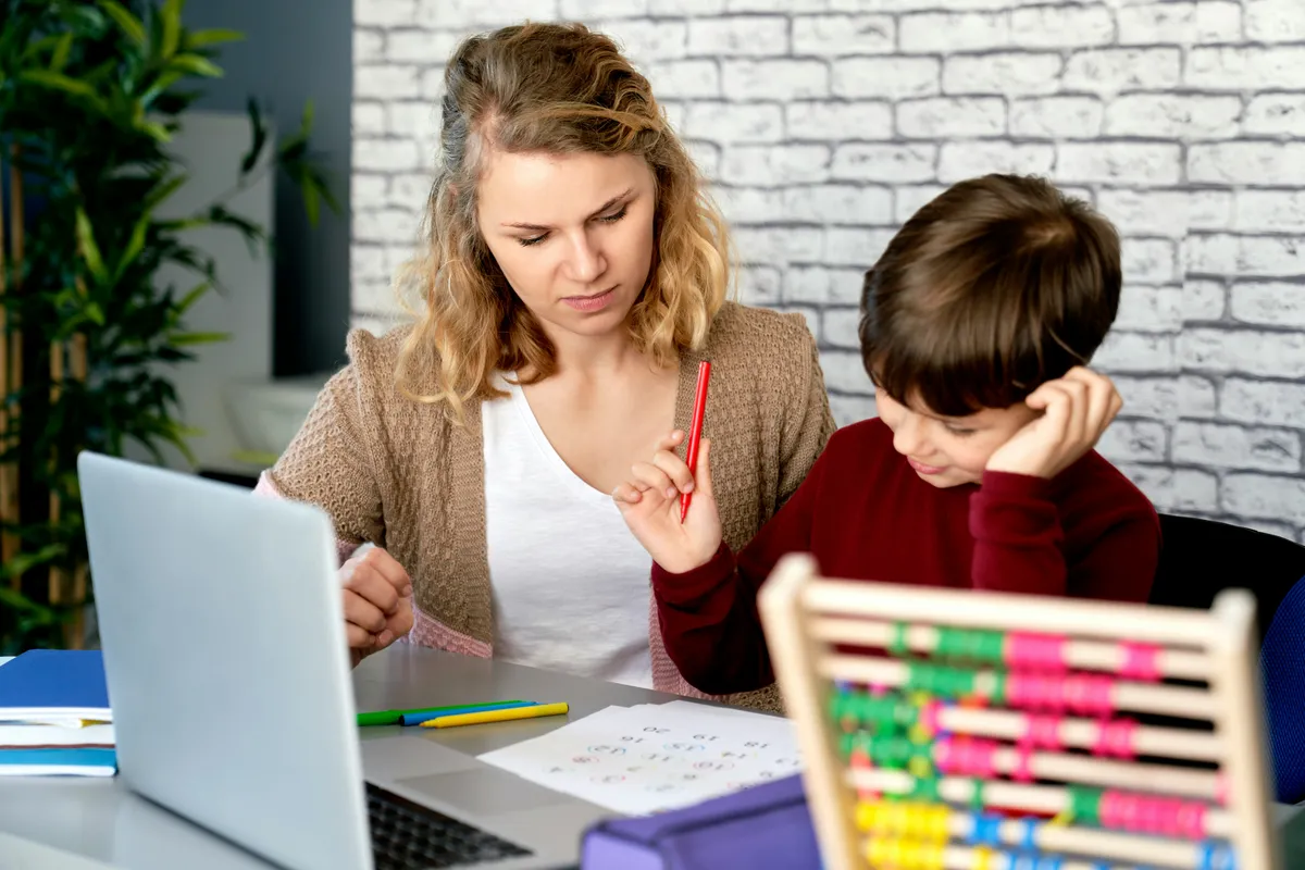 Neuropsicología Infantil y Adolescente